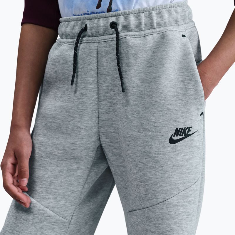 Pantaloni pentru copii Nike Sportswear Tech Fleece dark grey heather/black/black 7