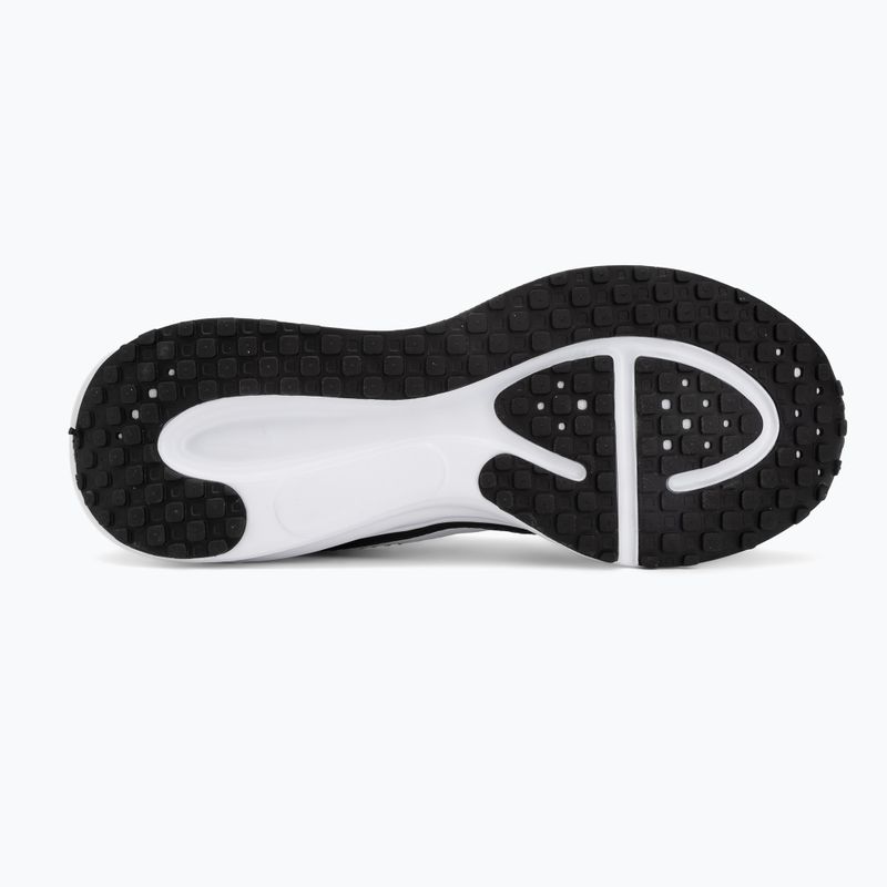 Încălțăminte de alergare pentru femei Nike Revolution 8 Extra Wide black/black/white 4
