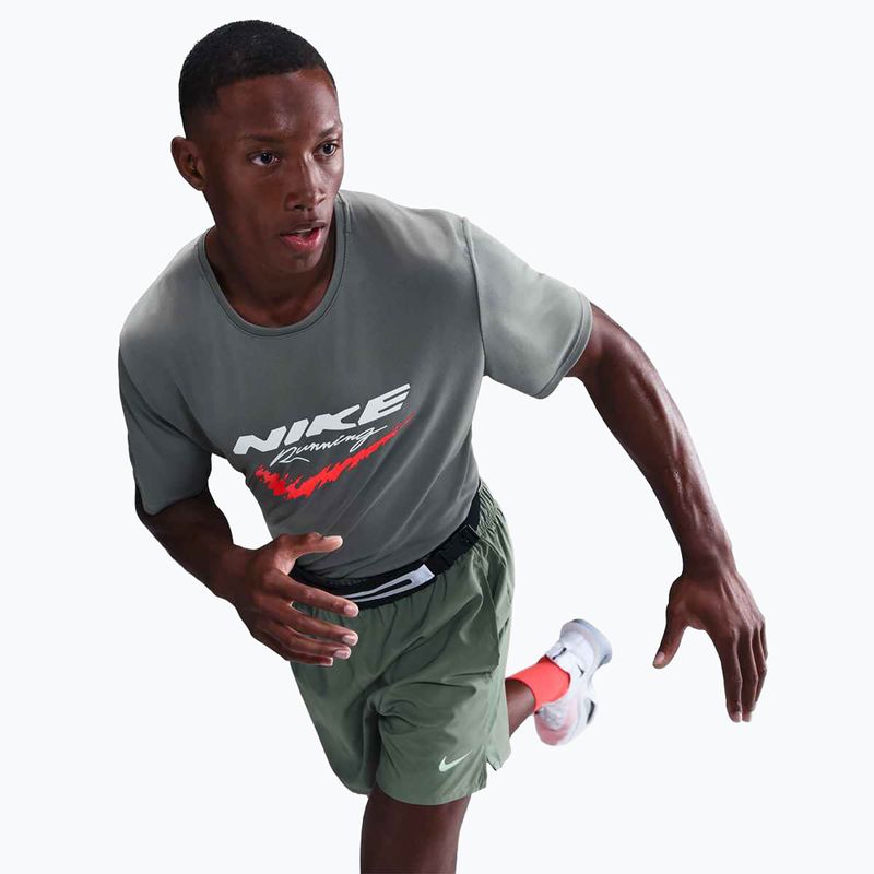 Tricou de alergare pentru bărbați Nike Miler Dri-Fit UV smoke grey 5