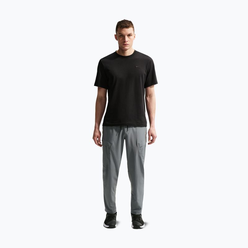 Pantaloni pentru bărbați Nike Unlimited smoke grey/black/smoke grey 2