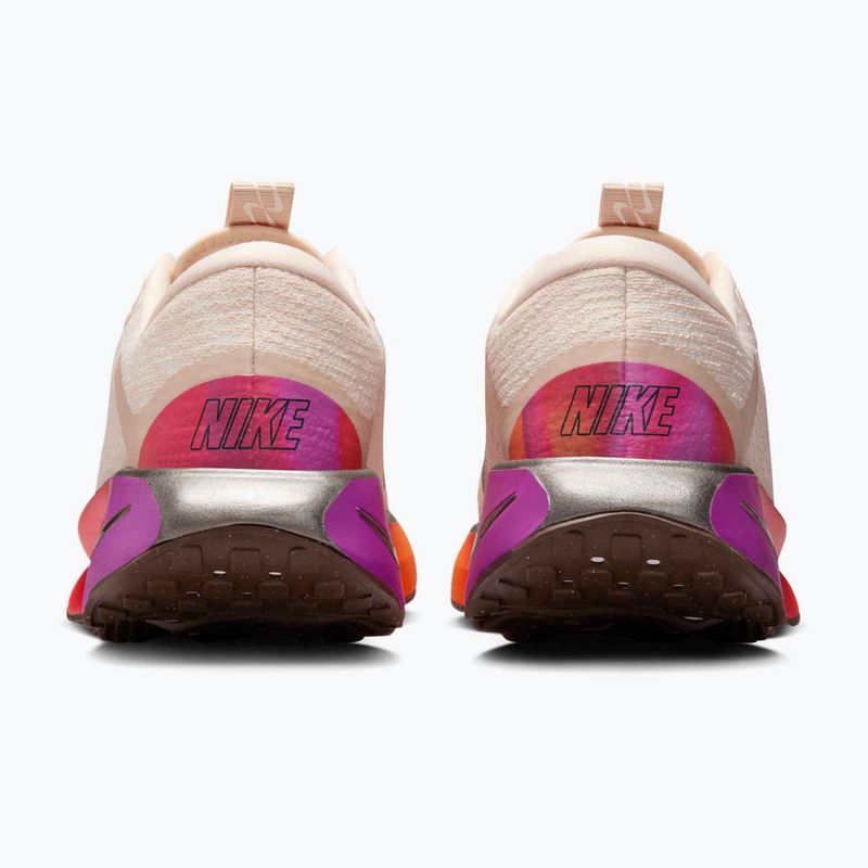 Pantofi de antrenament damă Nike Motiva SE pearl white/pale ivory/vivid purple/mtl gold grain 4