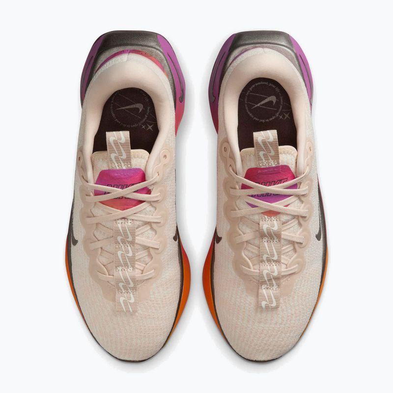 Pantofi de antrenament damă Nike Motiva SE pearl white/pale ivory/vivid purple/mtl gold grain 5