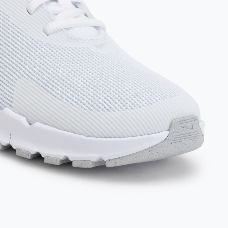 Încălțăminte de antrenament pentru femei Nike Flex Train white/photon dust/metallic silver 7
