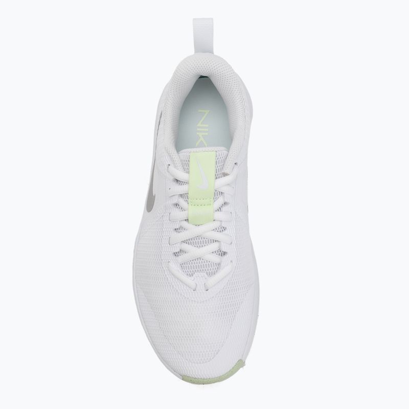 Încălțăminte de antrenament pentru femei Nike MC Trainer 3 white/metallic silver/barely volt 5