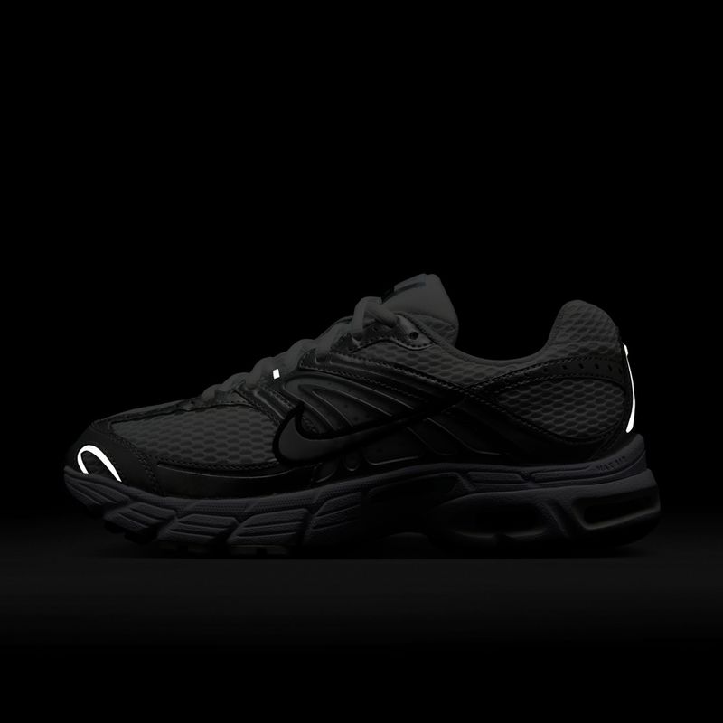 Încălțăminte pentru femei Nike Air Max Moto 2K white/metallic silver/black/photon dust 7