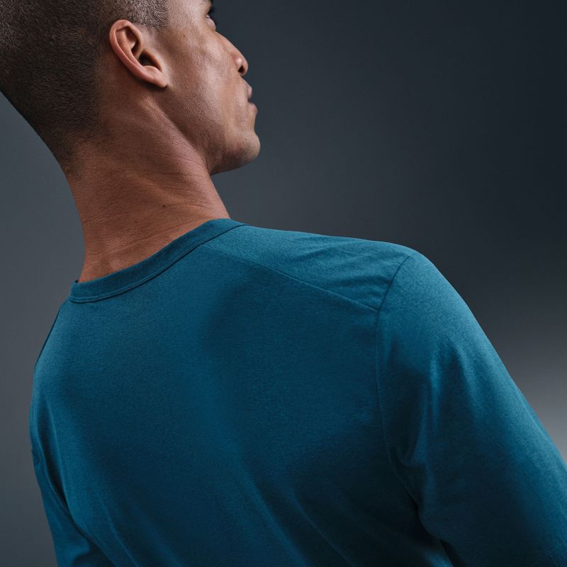 Tricou pentru bărbați Nike Hyverse Dri-Fit UV Top blue force/still red 7