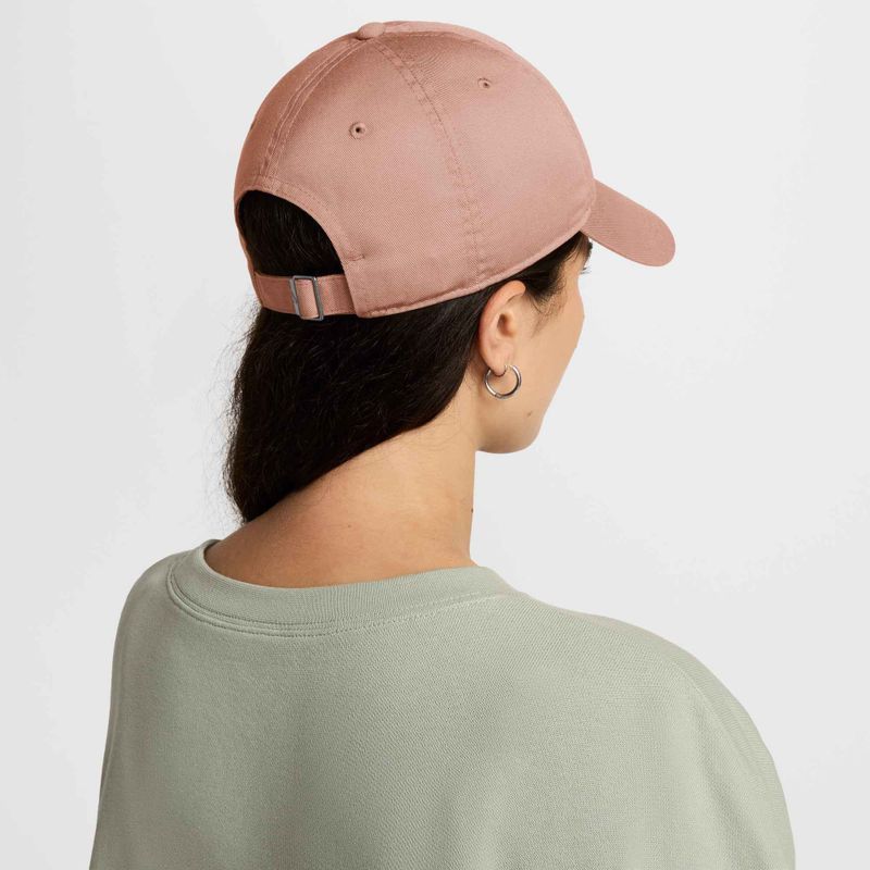 Șapcă  Nike Club Unstructured Futura Wash rose gold/white 2