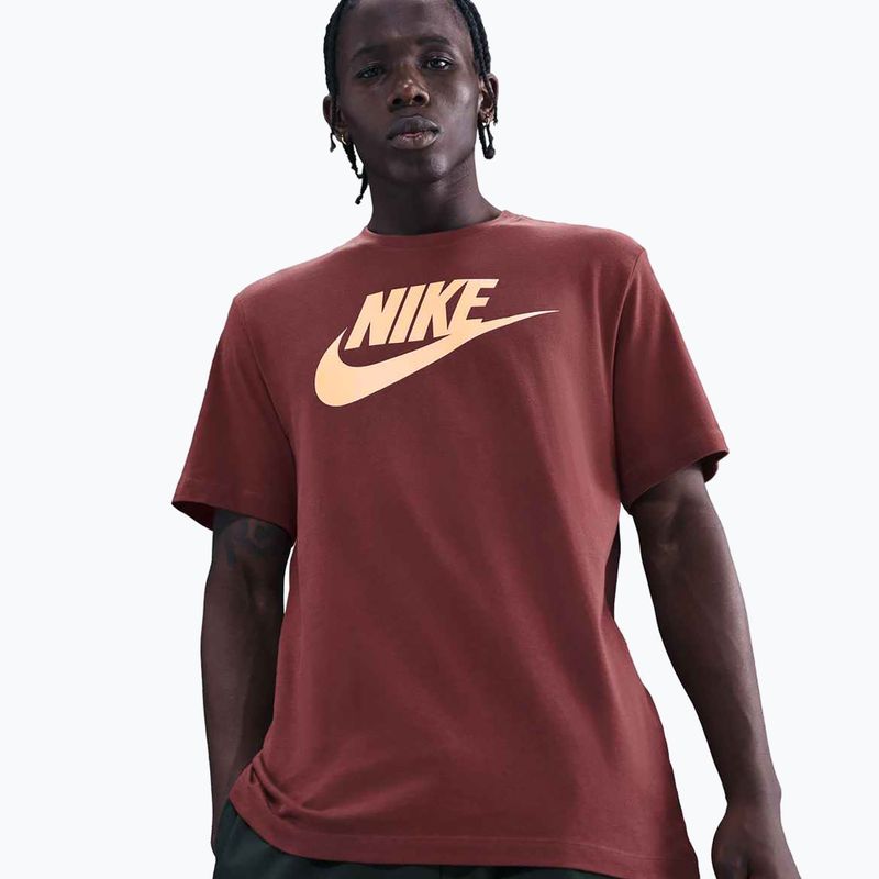 Tricou pentru bărbați Nike Sportswear dark team red 4