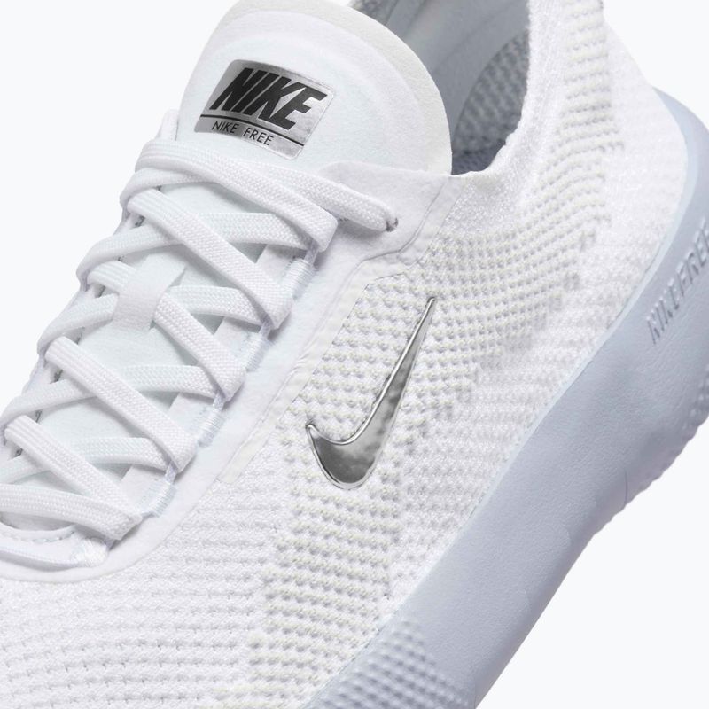Încălțăminte de antrenament pentru femei Nike Free 2025 white/ghost/metallic silver 8