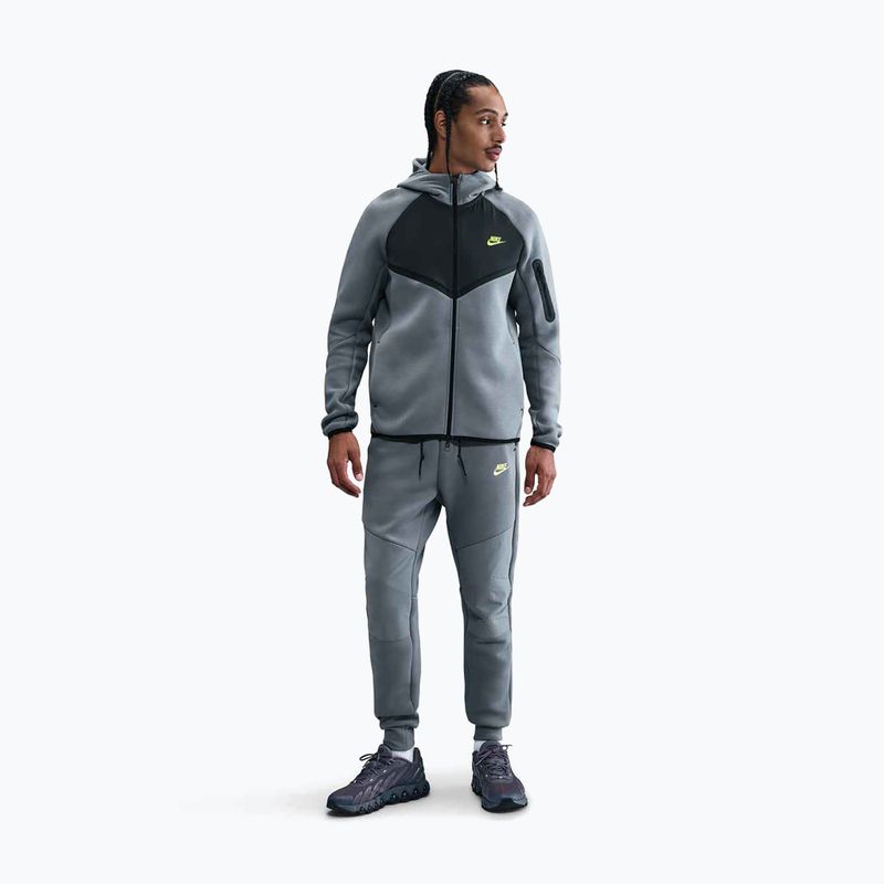 Bluză pentru bărbați Nike Tech Windrunner Full-Zip Cool Grey/Dark Smoke Grey/Volt