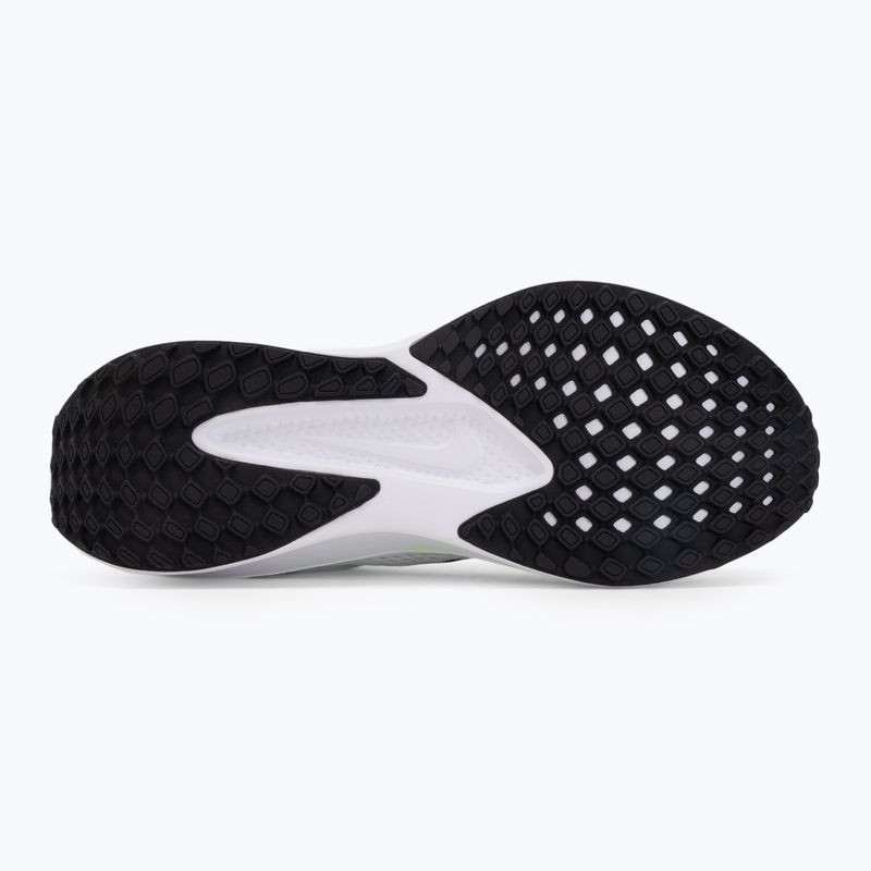 Încălțăminte de alergare pentru bărbați Nike Quest 6 white/green strike/glacier blue/black 4