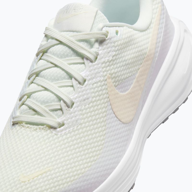 Încălțăminte de alergare pentru femei Nike Revolution 8 sail/white/pencil point/chalk 8