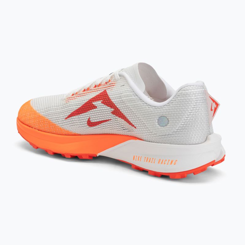 Încălțăminte de alergare pentru bărbați Nike Kiger 10 white/photon dust/total orange/black 3
