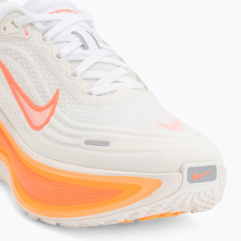 Încălțăminte de alergare pentru femei Nike Vomero Plus sail/white/orange pulse/hot lava 7