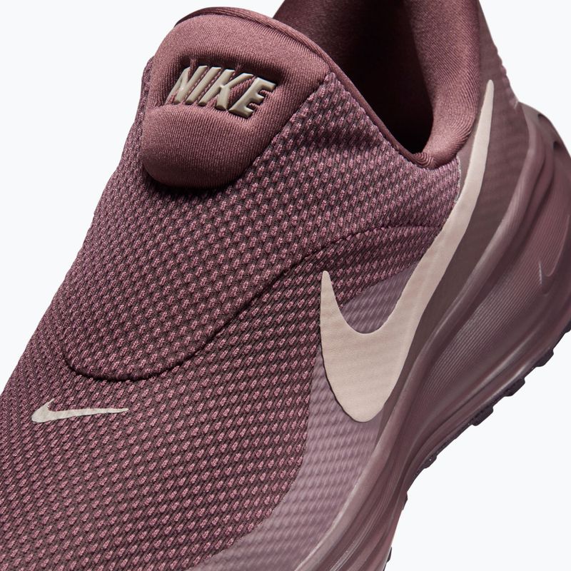 Încălțăminte de alergare pentru bărbați Nike Revolution 8 EasyOn tattoo/taupe grey/moon particle 8
