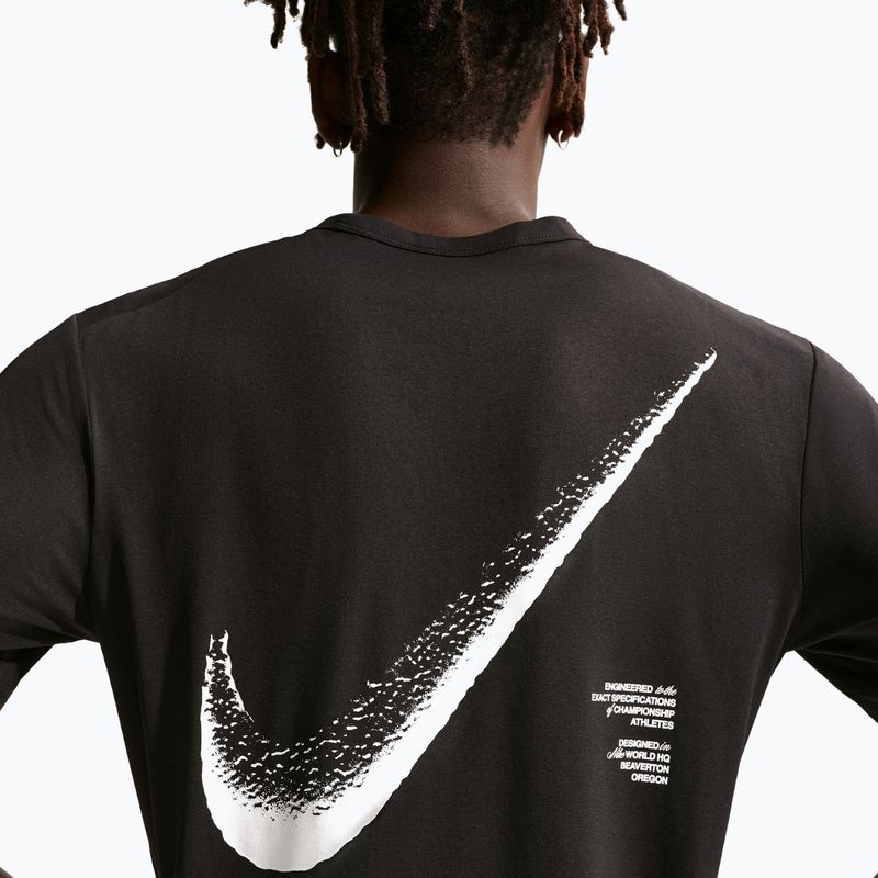 Tricou pentru bărbați Nike Hyverse Dri-Fit GFX black/white 4