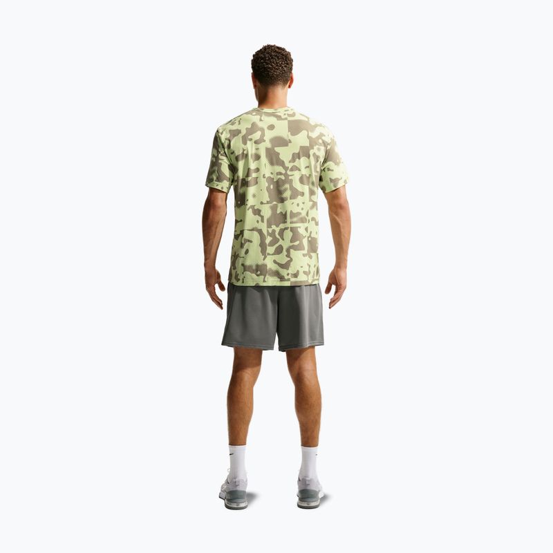 Pantaloni scurți de antrenament pentru bărbați Nike Flex smoke grey/black 2