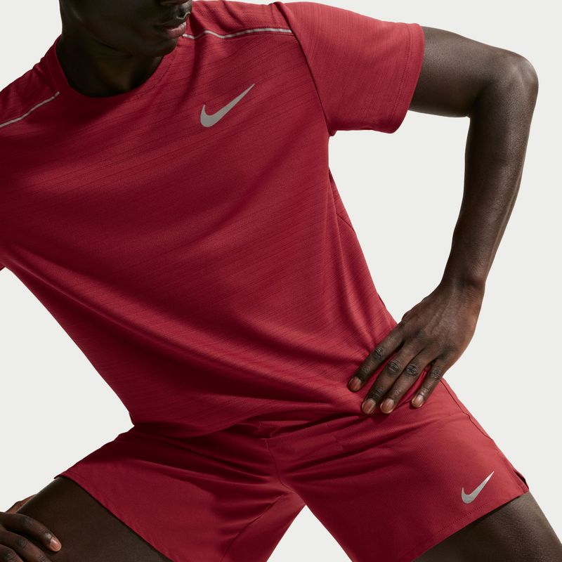 Pantaloni scurți de alergare pentru bărbați Nike Stride Dri-Fit Brief-Lined 7" team crimson 4