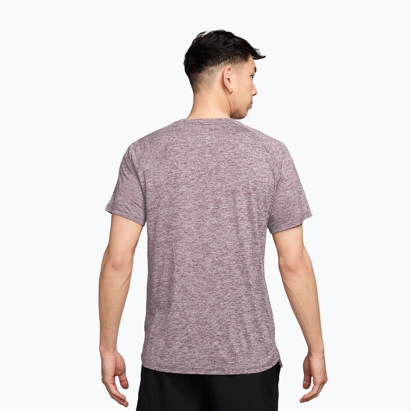 Tricou de alergare pentru bărbați Nike Stride ADV light violet ore 2
