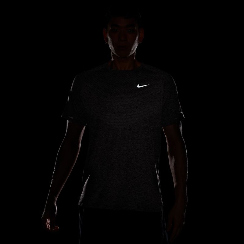 Tricou de alergare pentru bărbați Nike Stride ADV light violet ore 4