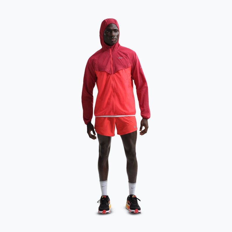Geacă de alergare pentru bărbați Nike Stride Repel UV team crimson/light crimson 2
