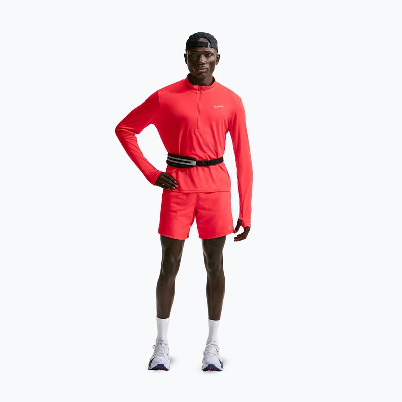 Pantaloni scurți de alergare pentru bărbați Nike Stride Dri-Fit Brief-Lined 7" light crimson 2