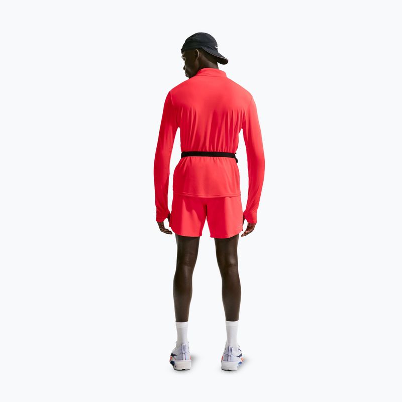 Pantaloni scurți de alergare pentru bărbați Nike Stride Dri-Fit Brief-Lined 7" light crimson 3
