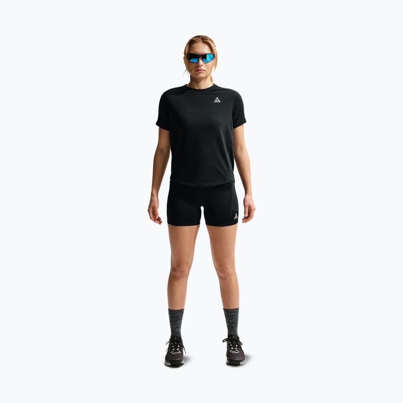 Pantaloni scurți de alergare pentru femei Nike ACG black/summit white 2