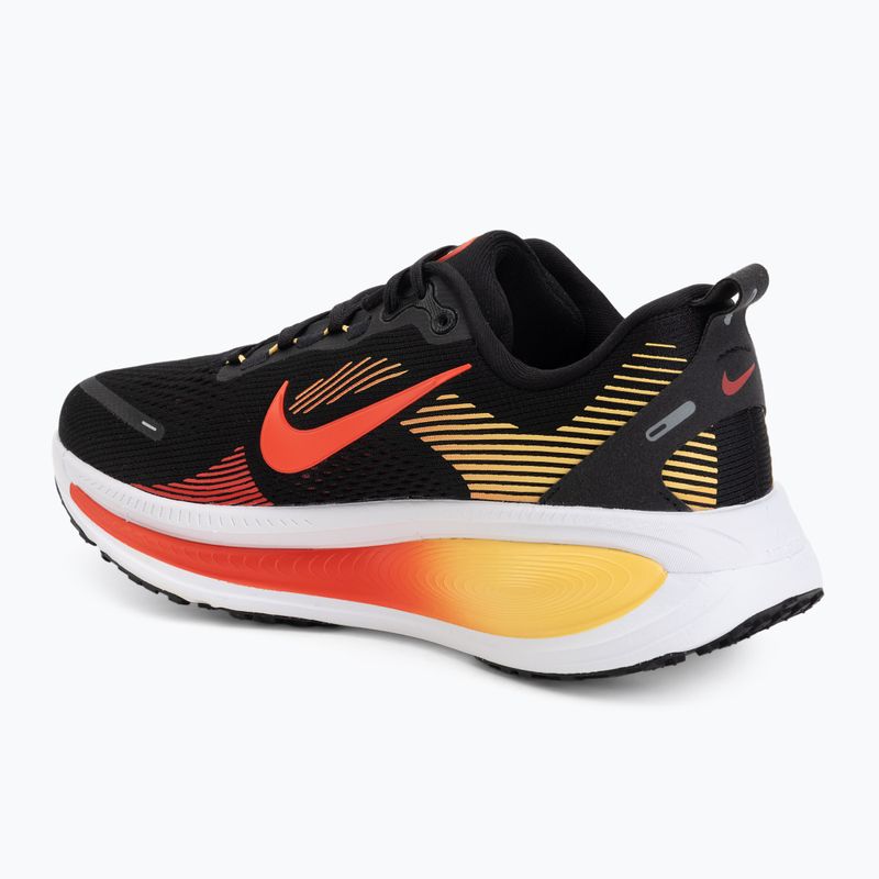 Încălțăminte de alergare pentru bărbați Nike Vomero 18 black/light crimson/bright crimson 3