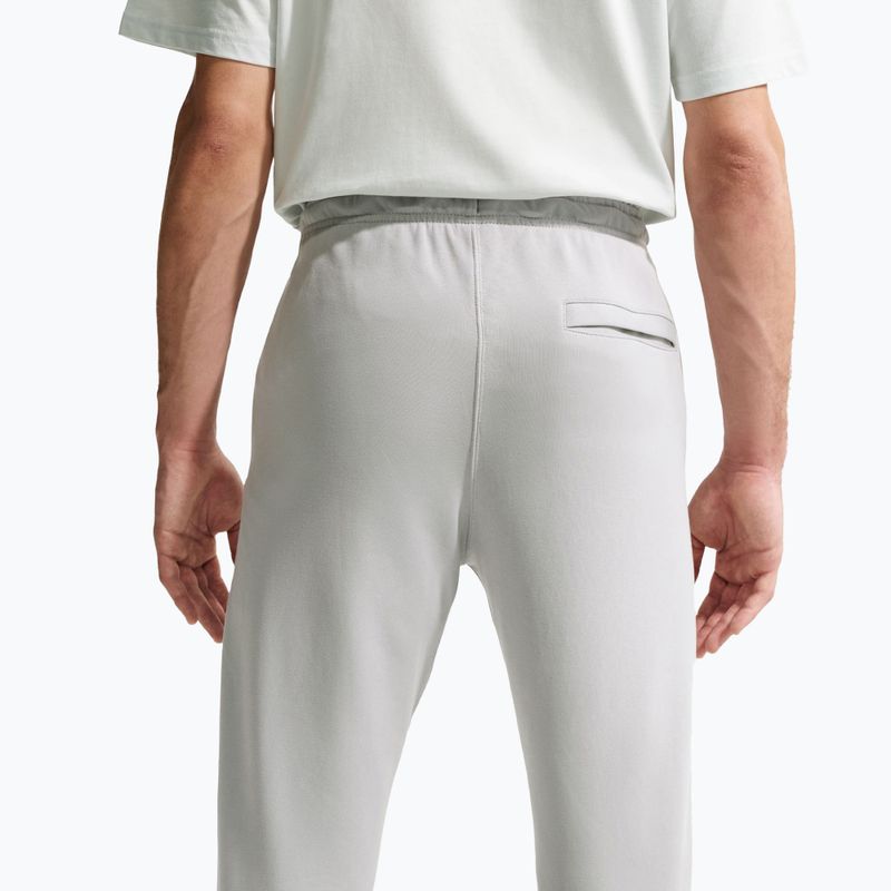 Pantaloni pentru bărbați Nike Club French Terry Joggers light smoke grey/light smoke grey/white 5