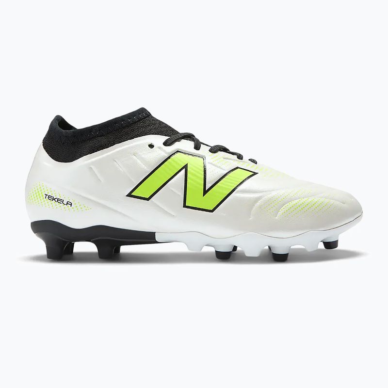Ghete de fotbal pentru copii New Balance Tekela Team Low JR FG albe