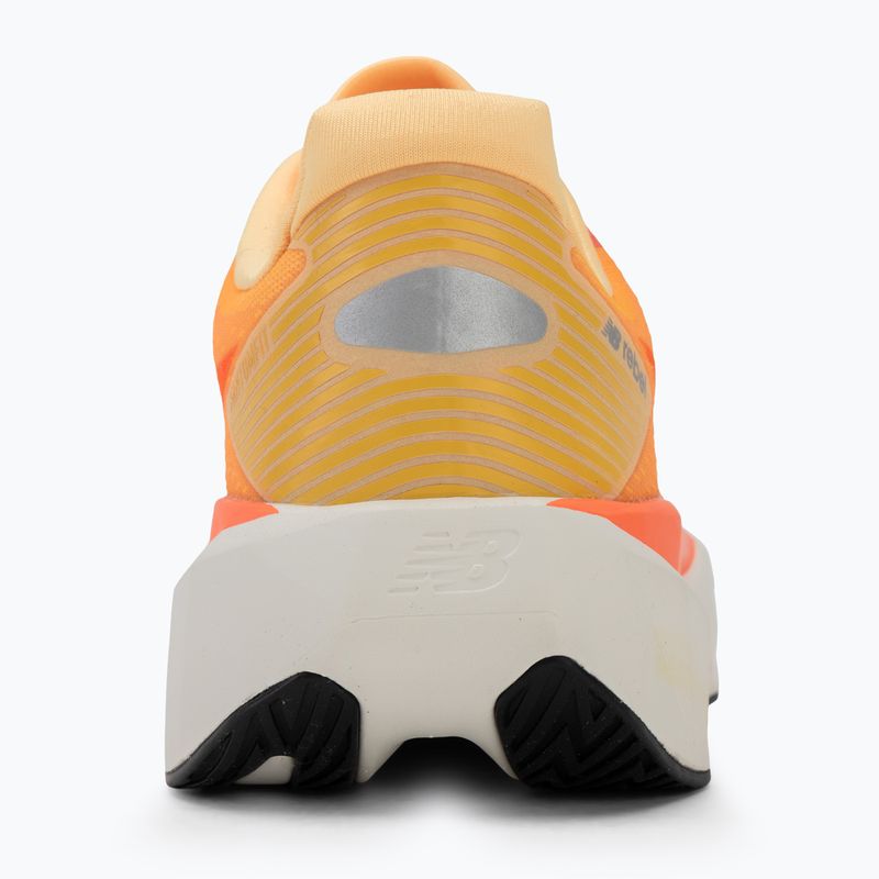 Încălțăminte de alergare pentru femei New Balance FuelCell Rebel V5 tangerine heat/silver metallic 6
