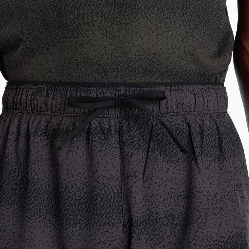 Pantaloni scurți de alergare pentru bărbați New Balance RC Printed 5" black/grey 5