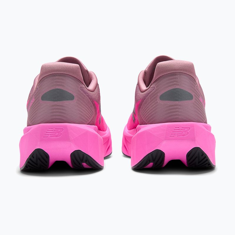 Încălțăminte de alergare pentru bărbați  New Balance FuelCell Rebel V5 pink heat/rosewood 5