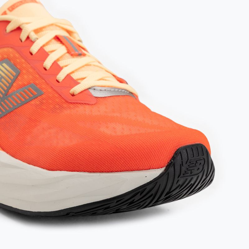 Încălțăminte de alergare pentru bărbați  New Balance FuelCell Rebel V5 tangerine heat/silver metallic 7