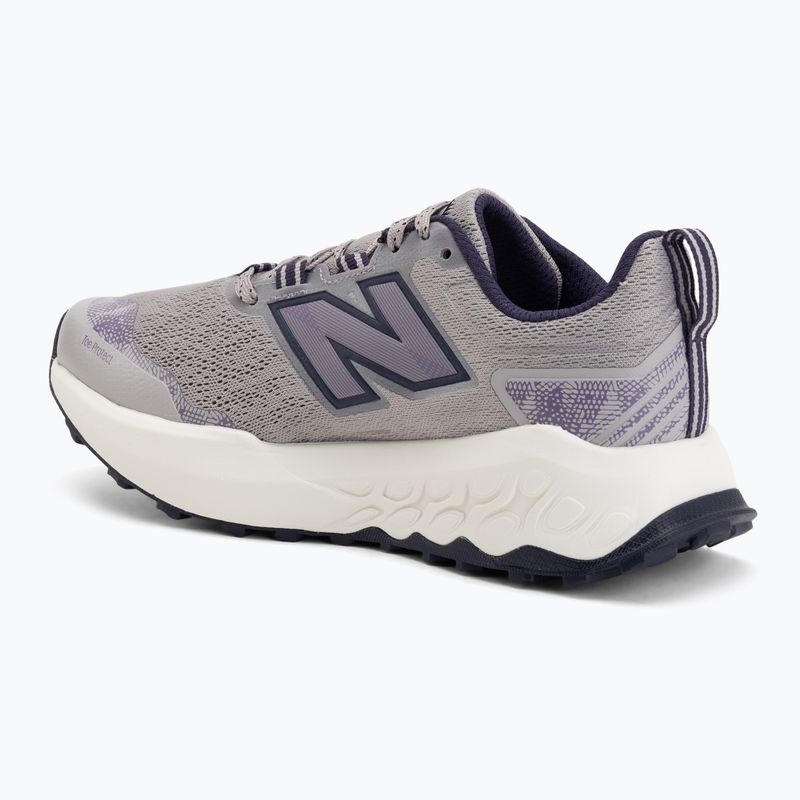 Încălțăminte de alergare pentru femei New Balance Fresh Foam Garoe V2 truffle salt/boysenberry/black 3