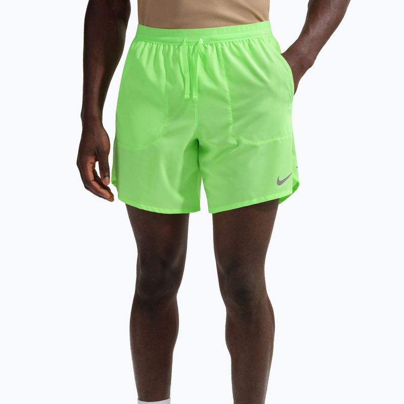 Pantaloni scurți de alergare pentru bărbați Nike Stride Dri-Fit Brief-Lined 7" lime blast