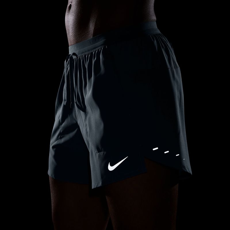 Pantaloni scurți pentru bărbați Nike Stride Dri-Fit Brief-Lined 5" work blue 6