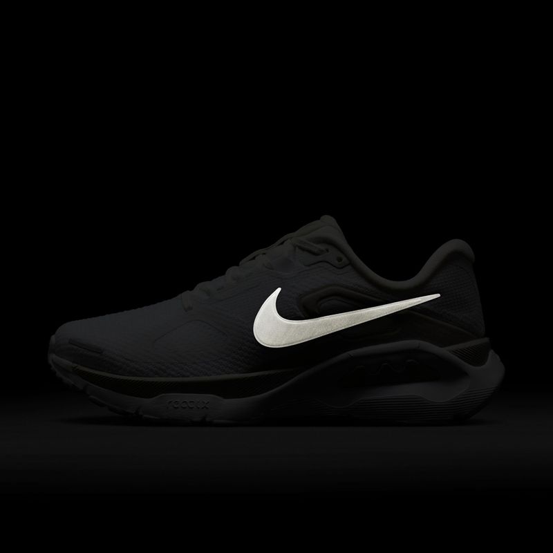 Încălțăminte de alergare pentru femei Nike Structure Plus white/photon dust/metallic silver 3