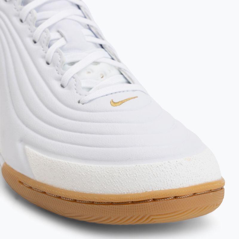 Încălțăminte de fotbal pentru bărbați Nike Tiempo Reactgato IC white/metallic gold 7