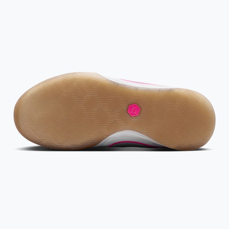 Încălțăminte de fotbal pentru copii Nike Tiempo Streetgato Jr white/pink blast/racer blue 5