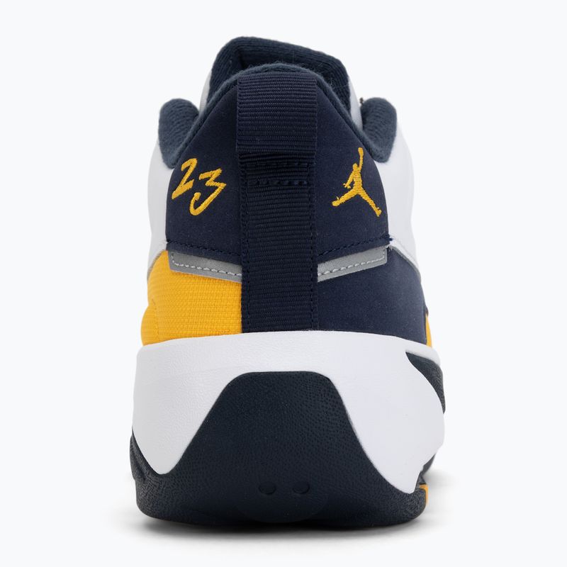 Încălțăminte pentru bărbați Nike Jordan Max Aura 7 White/Obsidian/University Gold 6