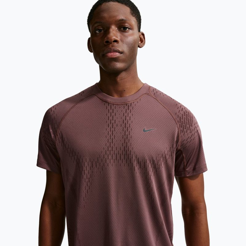 Tricou de alergare pentru bărbați Nike Stride Dri-Fit ADV tattoo/burgundy crush 2