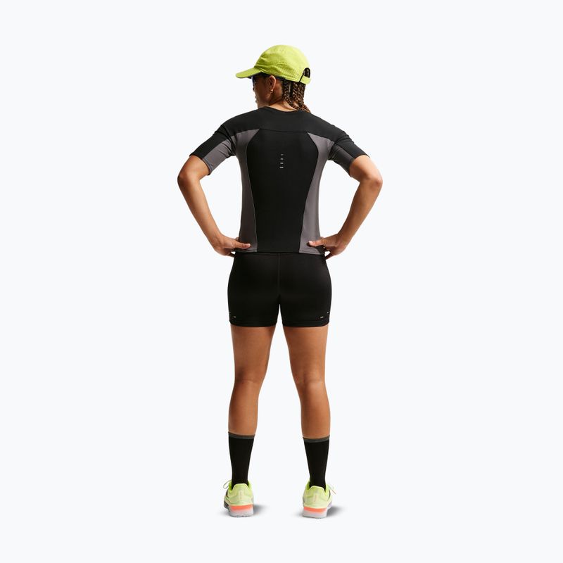 Pantaloni scurți de alergare pentru femei Nike Tempo black 3
