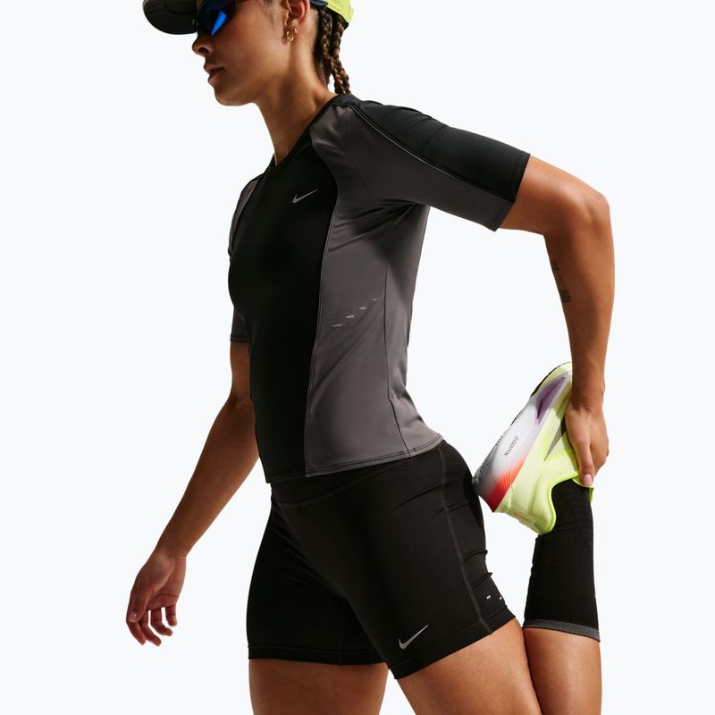 Pantaloni scurți de alergare pentru femei Nike Tempo black 6