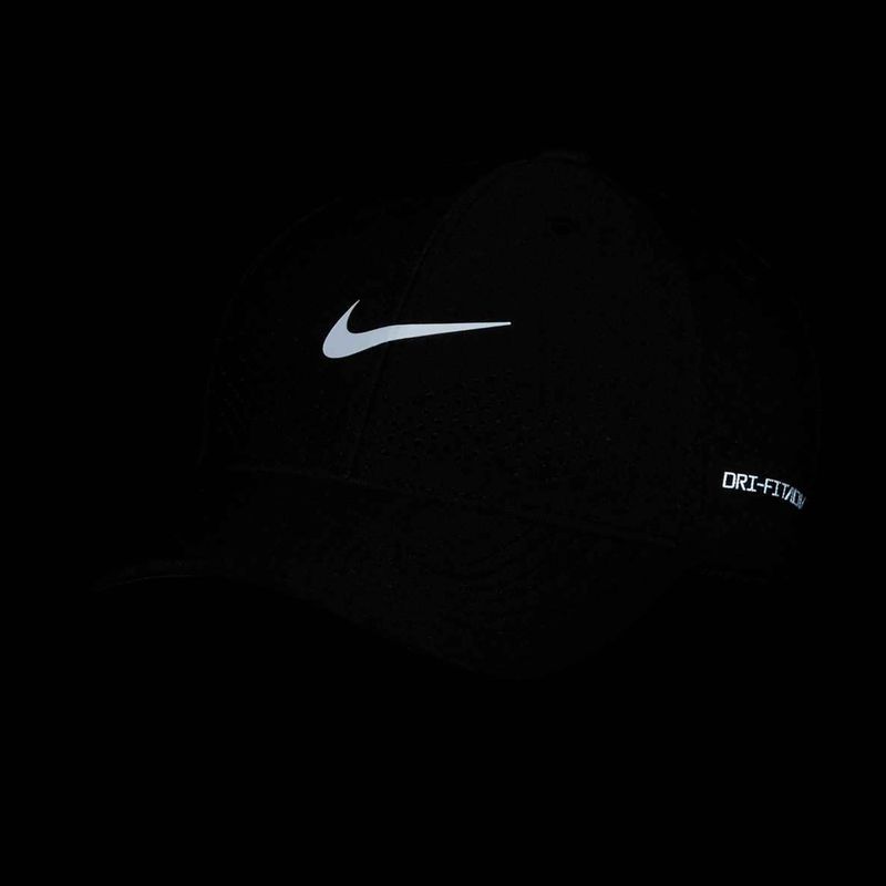 Șapcă Nike Dri-Fit ADV Club black/white 4