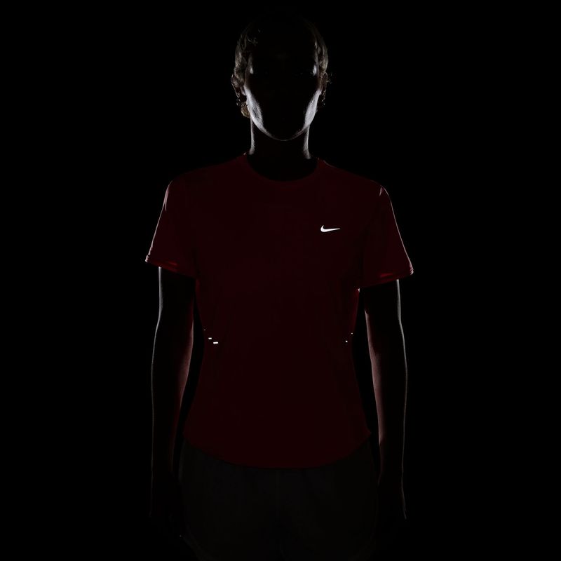 Tricou de alergare pentru femei Nike Swift Dri-Fit sea coral 4