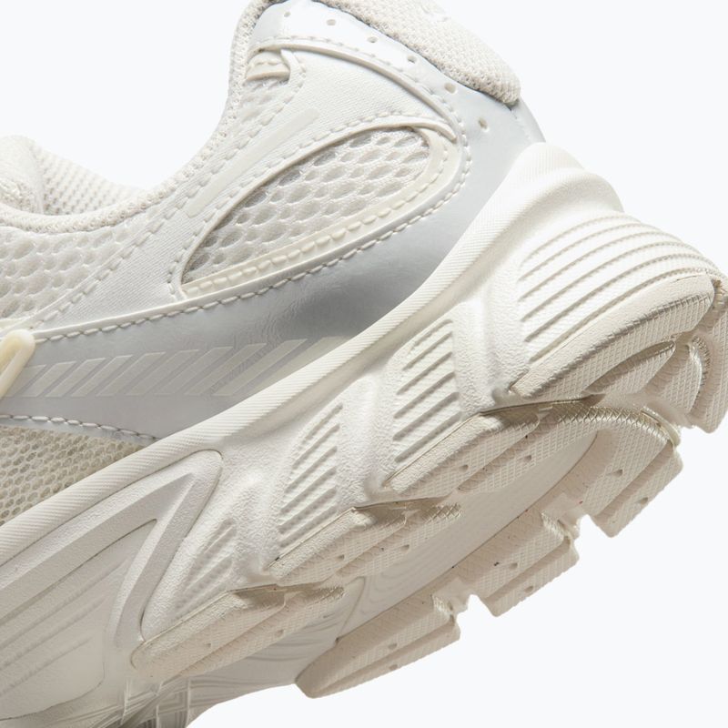 Încălțăminte pentru femei Nike V5 RNR phantom/sail/metallic summit white/phantom 7