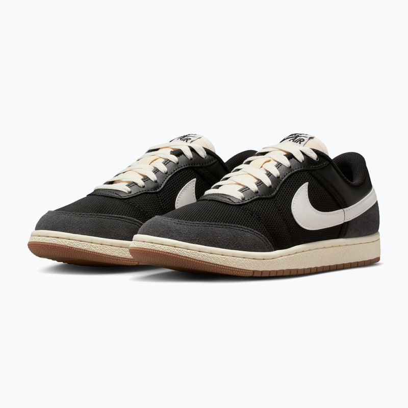 Încălțăminte pentru femei Nike Air Jordan Skyline Low black/sail/gum med brown/summit white 3