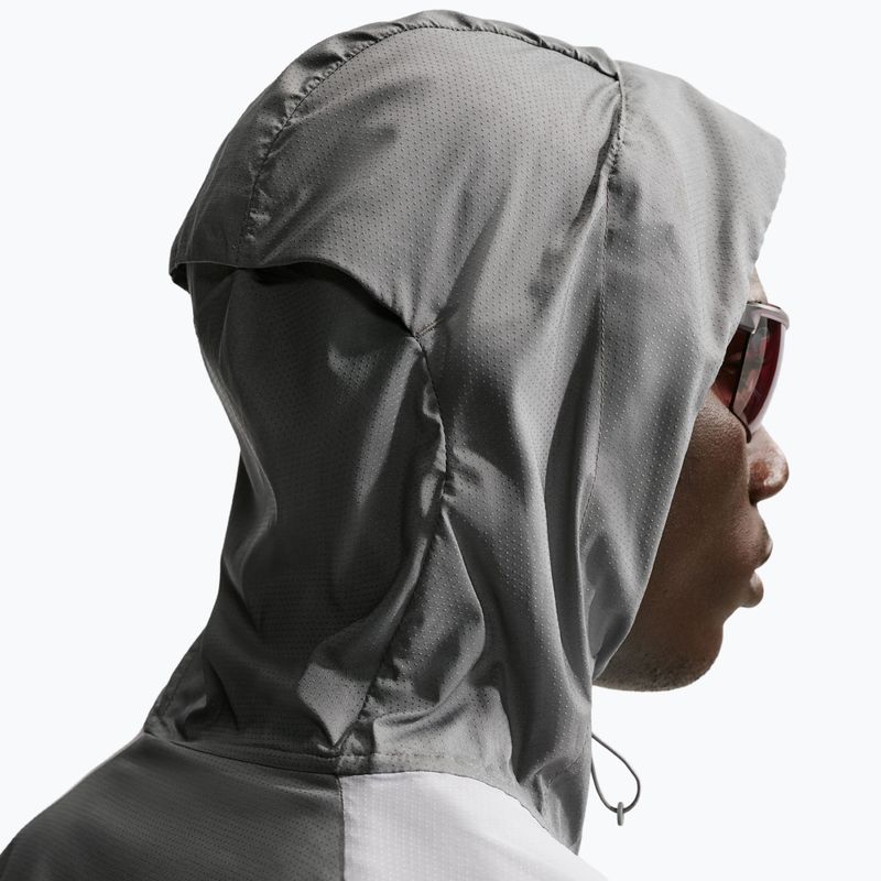Geacă de alergare pentru bărbați Nike Impossibly Light Windrunner smoke grey/wolf grey/black 7